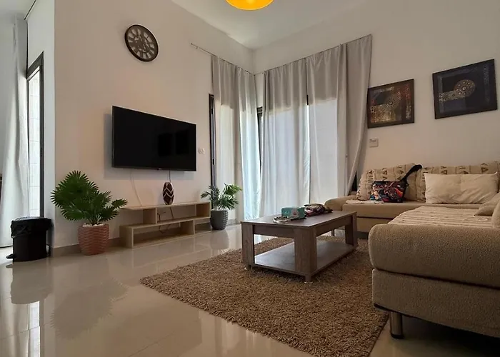 Two-bedroom In G Cribs Vakantiehuis *